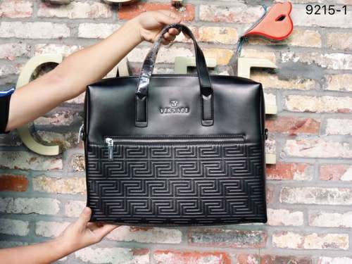 Picture of Versace Mens Bags _SKUfw68645090fw